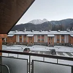 アパート Viva Z Basenem, Jacuzzi I Parkingiem ザコパネ