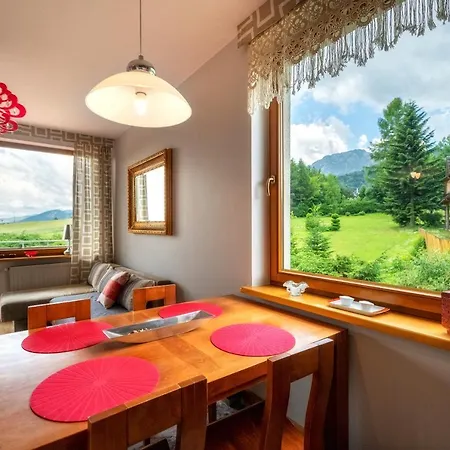 Apartament Viva Maria Z Basenem, Jacuzzi I Parkingiem