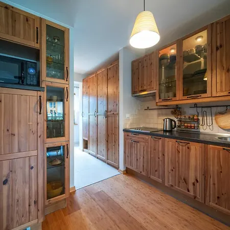 Vivaapart Rodzinne Apartamenty Z Basenem I Widokiem Na Giewont Zakopane