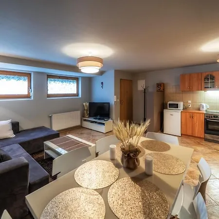 아파트 Viva Maria *