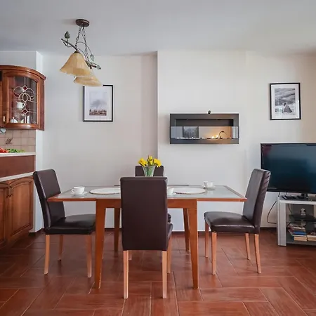 Vivaapart Rodzinne Apartamenty Z Basenem I Widokiem Na Giewont Apartment *